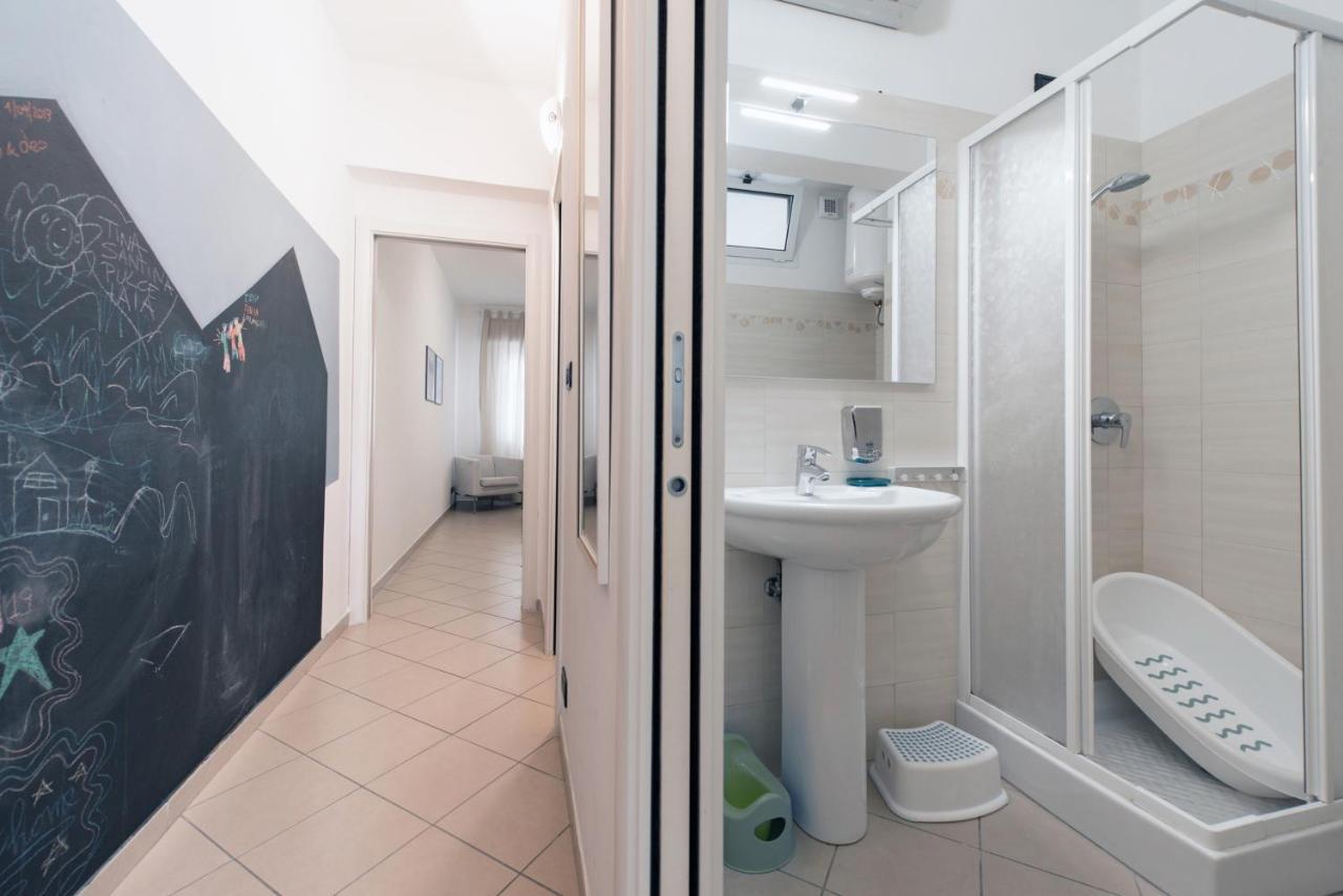 Babyaccommodation Family Comfort Пиетра Лигуре Екстериор снимка